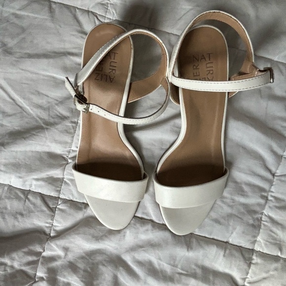 Mid-Heel Sandals | Naturalizer - Picture 6 of 9